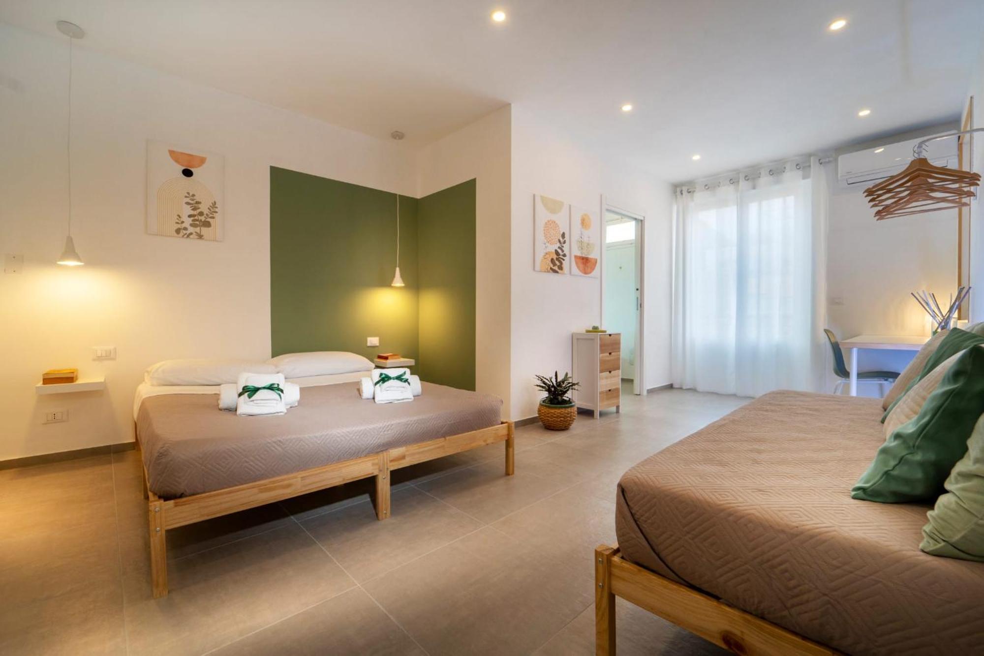 Mameri Central Rooms カステッランマーレ・デル・ゴルフォ エクステリア 写真